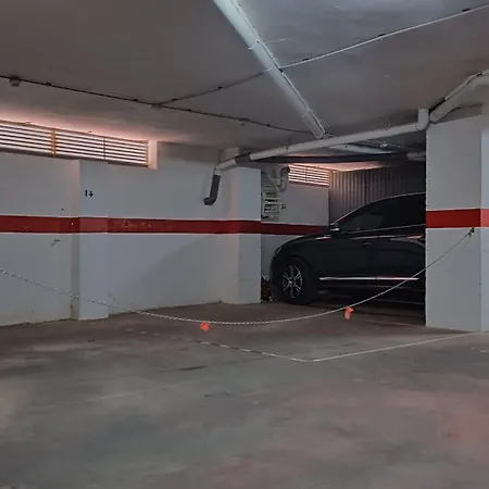 Cozy 2 Bedroom Near Locos Apartment