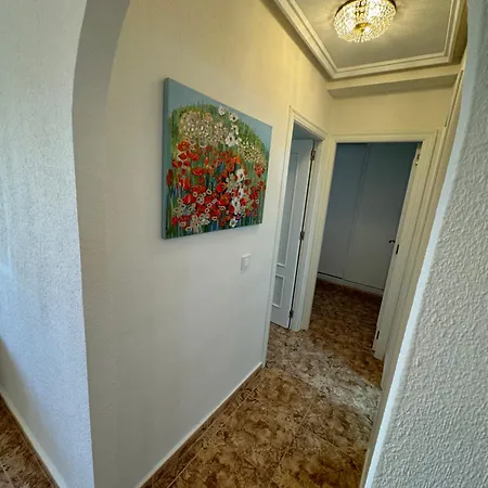 Cozy 2 Bedroom Near Locos * Torrevieja